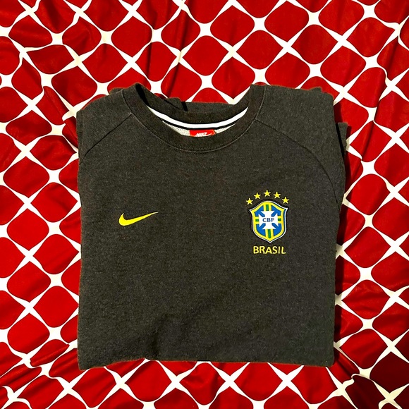 Vintage Nike brazil sweatshirts - Picture 1 of 6